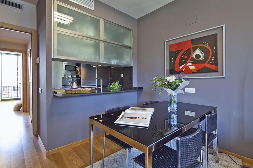 Apartment Barcelona Rentals - Pool Terrace In City Center Екстер'єр фото